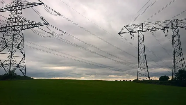 Photograph: High voltage power lines Sächsische Schweiz Stolpen.