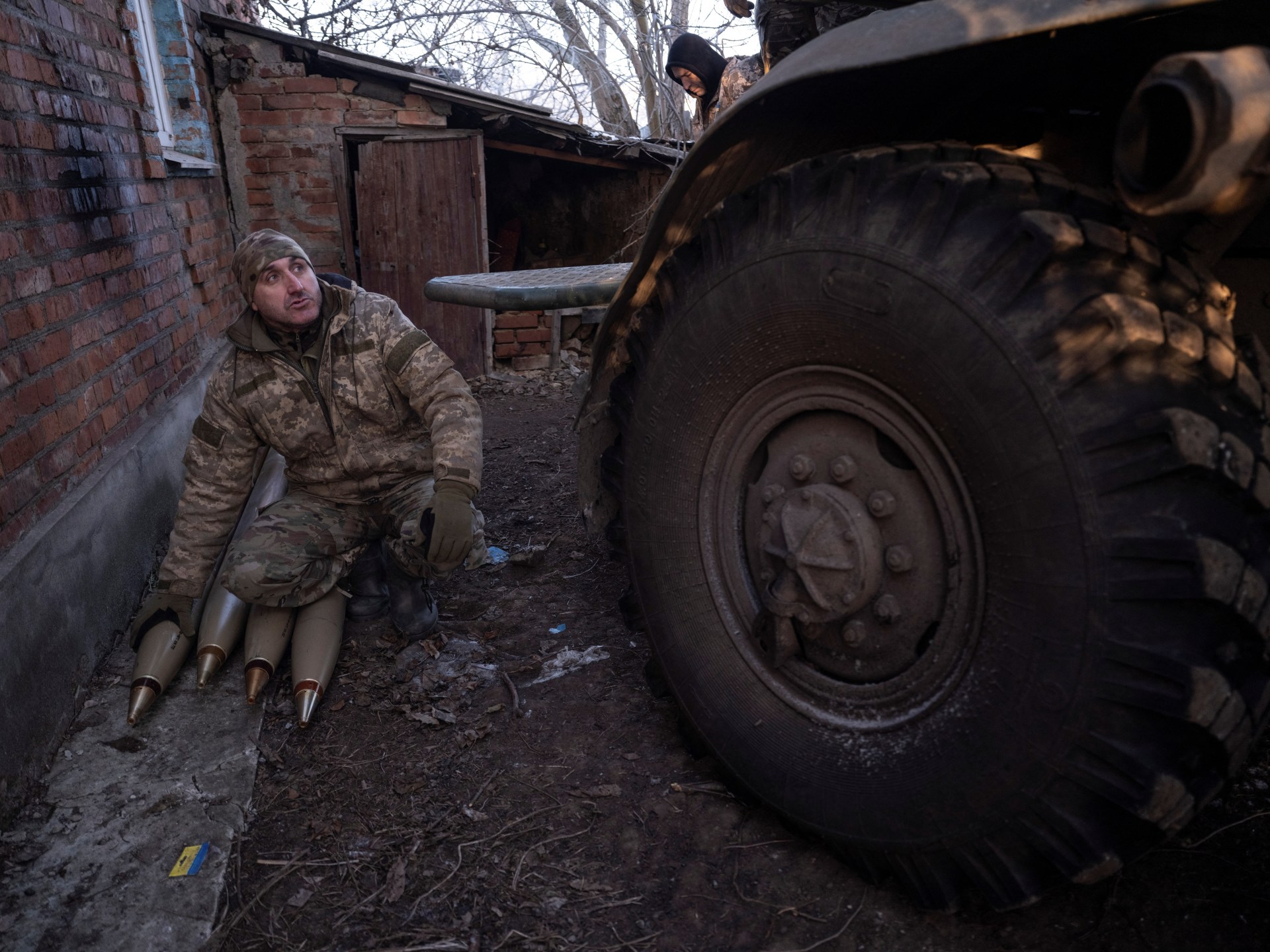 Russia targets Ukraine’s energy as trilateral talks loom | Russia-Ukraine war News Russia targets Ukraine’s energy as trilateral talks loom | Russia-Ukraine war News