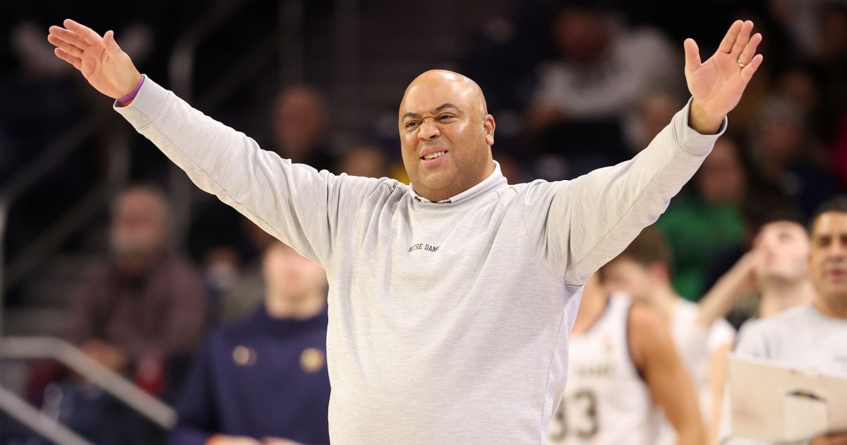 Notre Dame Basketball Coach Charges Referee After Contentious Call