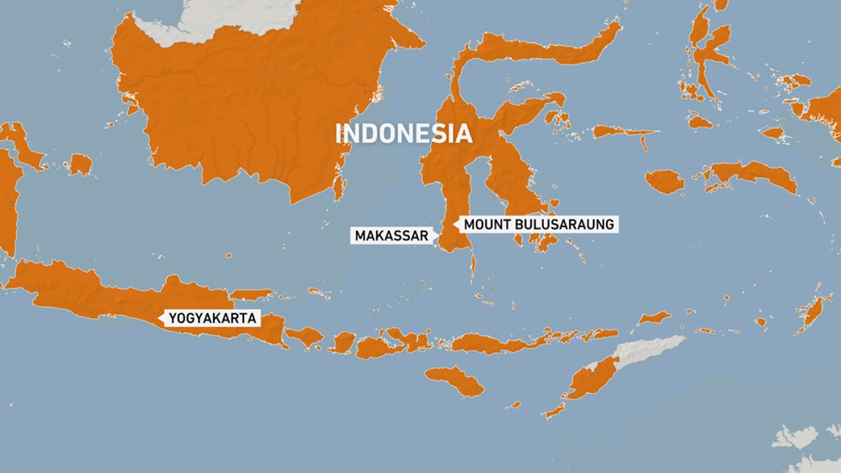 Indonesia searches for missing plane with at least 10 on board | Transport News Indonesia searches for missing plane with at least 10 on board | Transport News