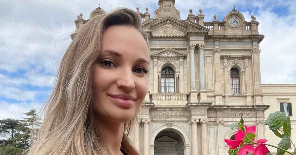 Yulia Burtseva Dead: Influencer Dies at Age 38 After Cosmetic Surgery Yulia Burtseva Dead: Influencer Dies at Age 38 After Cosmetic Surgery
