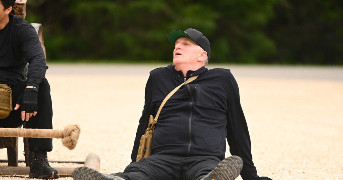 Michael Rapaport Claps Back at Traitors Fan Who Claims Cast Hates Him Michael Rapaport Claps Back at Traitors Fan Who Claims Cast Hates Him