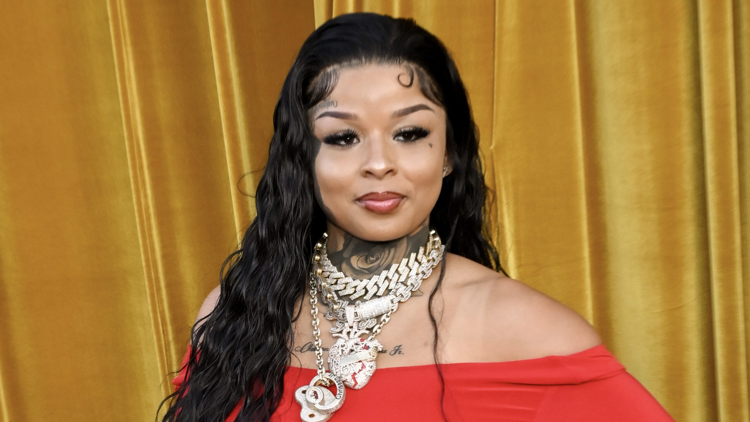 Chrisean Rock Shows Boxing Skills & Internet Is Hyping Her (Vid) Chrisean Rock Shows Boxing Skills & Internet Is Hyping Her (Vid)