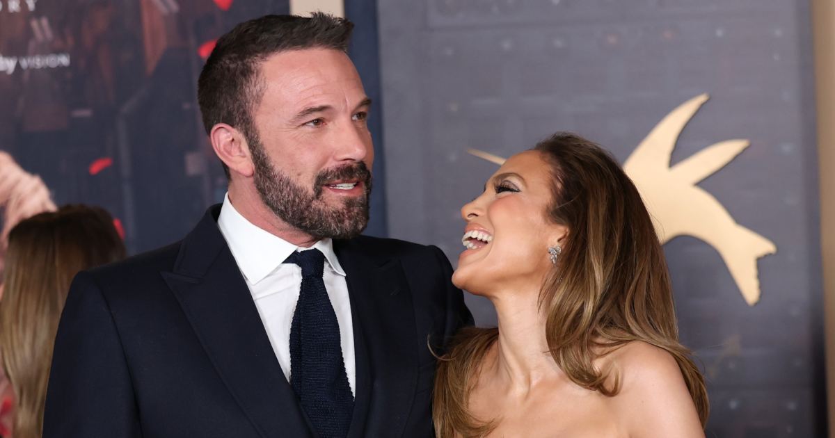 Tracy Morgan’s Sitcom Throws Shade at Jennifer Lopez, Ben Affleck Marriage Tracy Morgan’s Sitcom Throws Shade at Jennifer Lopez, Ben Affleck Marriage