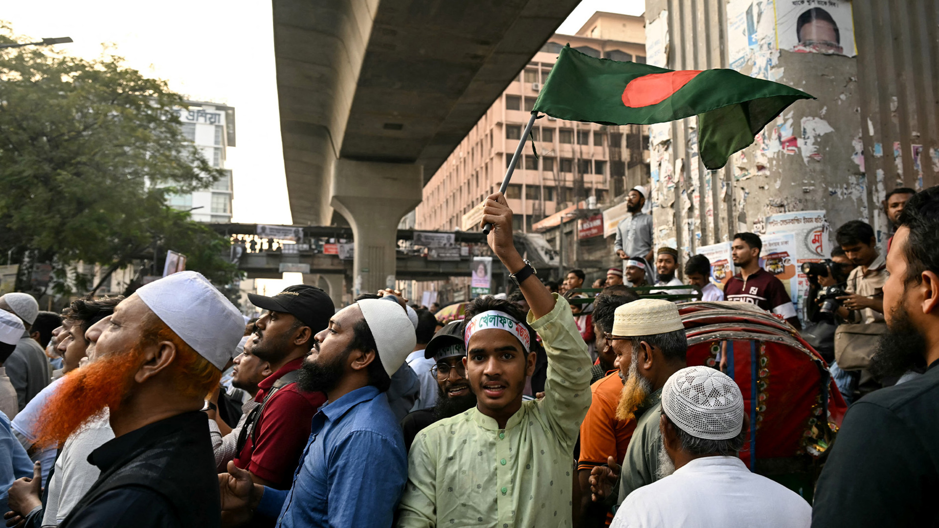 Bangladesh PM-to-be and lawmakers sworn into parliament | Sheikh Hasina Bangladesh PM-to-be and lawmakers sworn into parliament | Sheikh Hasina