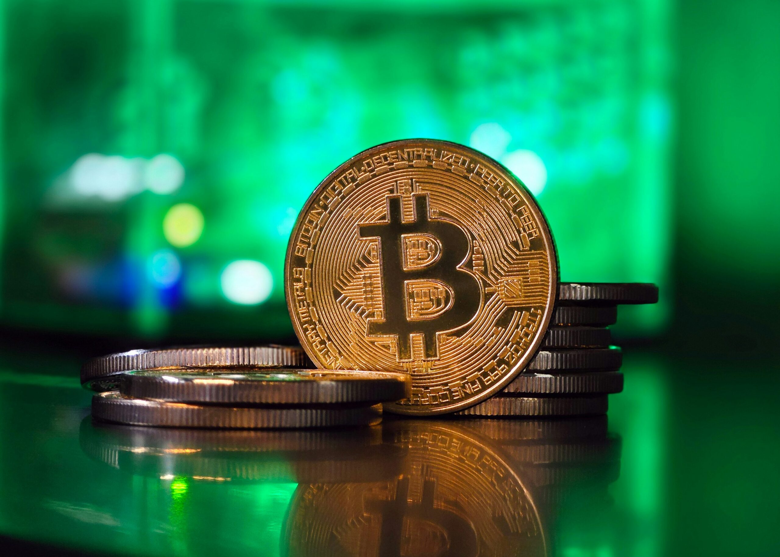 Bitcoin Trades Below ETF Cost-Basis As MVRV Signals Mounting Pressure Bitcoin Trades Below ETF Cost-Basis As MVRV Signals Mounting Pressure
