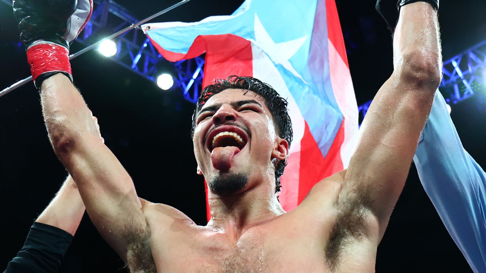 Xander Zayas defeats Abass Baraou to become youngest active unified world champion in Puerto Rico | Boxing News Xander Zayas defeats Abass Baraou to become youngest active unified world champion in Puerto Rico | Boxing News